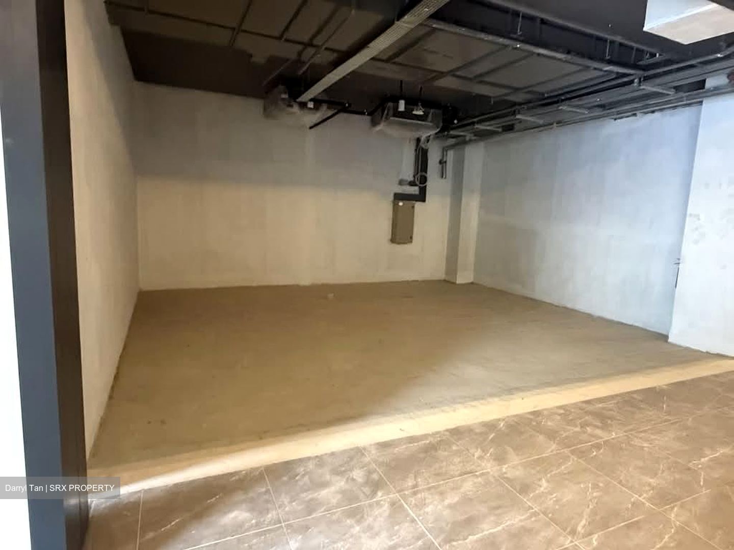 Sceneca Residence (D16), Retail #568023241
